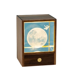 Декоративный светильник Moon & Astronaut Crystal Night Light Ornament Декоративный светильник Moon & Astronaut Crystal Night Light Ornament