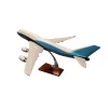 Декоративная модель самолета Boeing 747, разноцветный, 43x45x20 см Декоративная модель самолета Boeing 747, разноцветный, 43x45x20 см
