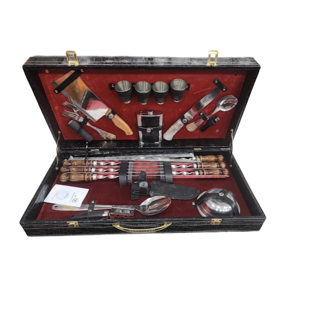 Набор для барбекю Kizlyar AllB007 нержавеющая сталь/дерево, 30 шт Набор для барбекю Kizlyar AllB007 нержавеющая сталь/дерево, 30 шт