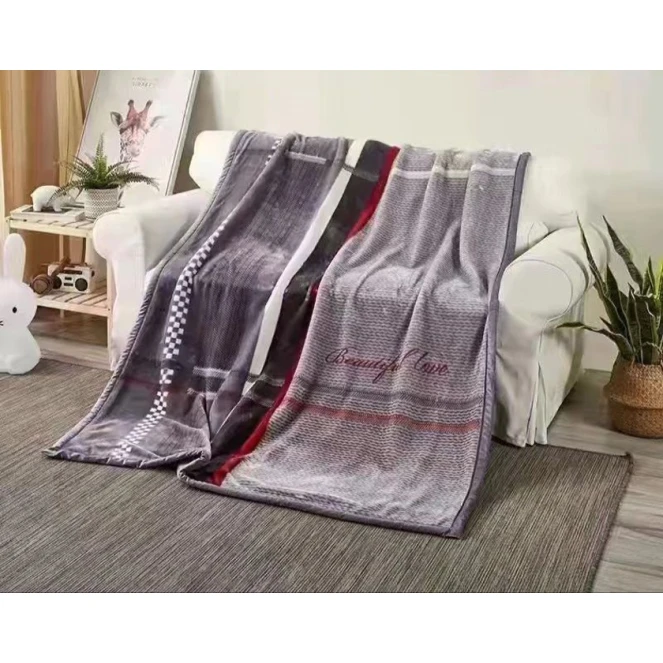 Детское плед-покрывало Arya SHA-00005990, 150x210 см, шелк/бамбук, разноцветное Детское плед-покрывало Arya SHA-00005990, 150x210 см, шелк/бамбук, разноцветное