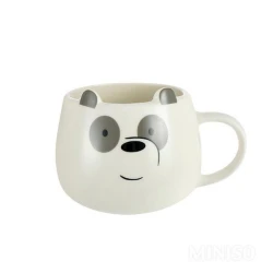 Кружка Miniso We Bare Bears Panda 390 мл, керамика, белый/черный Кружка Miniso We Bare Bears Panda 390 мл, керамика, белый/черный