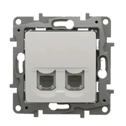 Розетка для сети Legrand CAT6 767140