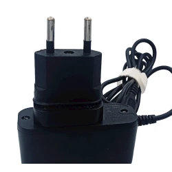 Şəbəkə enerji toplama cihazı Nokia 5V 1.2A, Qara