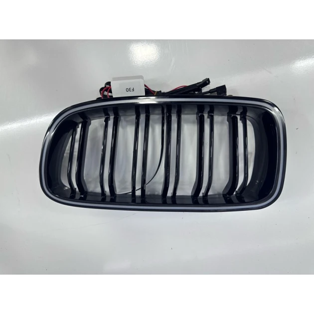 Решетка бампера для автомобиля BMW F30 с подсветкой - avto605