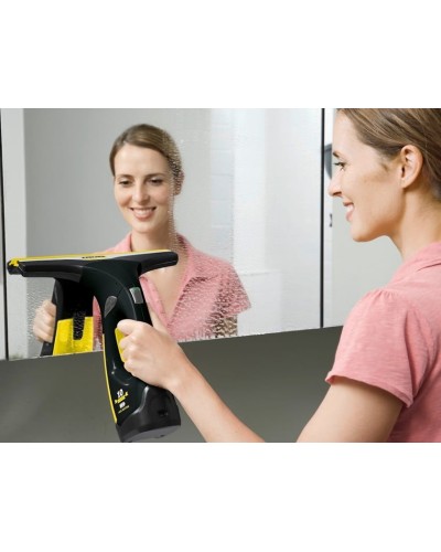 Şüşətəmizləyicisi uzadıcı dəsti ilə Karcher WV 2 Black Edition + WV