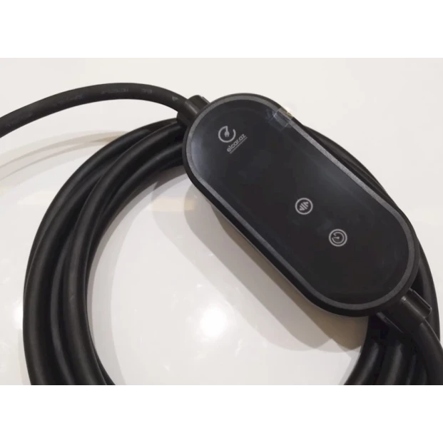 Портативное зарядное устройство ELCAR EVA03BG, GBT/AC, 3.5 Kw, 1 фаза, 16 А Портативное зарядное устройство ELCAR EVA03BG, GBT/AC, 3.5 Kw, 1 фаза, 16 А