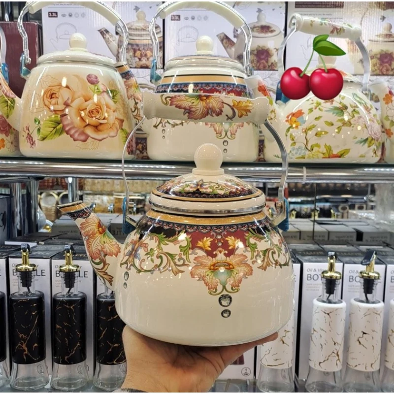 Чайник Chaynikov SF-836, эмаль, белый, 2.8 л Чайник Chaynikov SF-836, эмаль, белый, 2.8 л