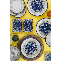Набор столовой посуды Kutahya Porselen Zeugma Lily ZG18Y660011992, 18 предметов, на 6 персон, фарфор, белый/синий Набор столовой посуды Kutahya Porselen Zeugma Lily ZG18Y660011992, 18 предметов, на 6 персон, фарфор, белый/синий
