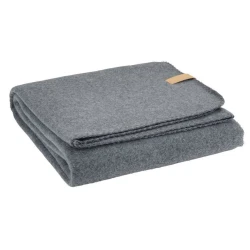 Плед JYSK Daglilje, 130x170 см, полиэстер, темно-серый Плед JYSK Daglilje, 130x170 см, полиэстер, темно-серый