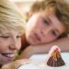 Набор для исследования KidzLabs 4M Pocket Volcano 00-03218 Набор для исследования KidzLabs 4M Pocket Volcano 00-03218