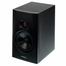 Studiya monitoru Adam Audio T7V