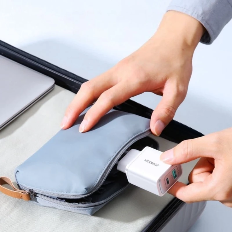 Сетевой адаптер Joyroom JR-TCF15 QC White