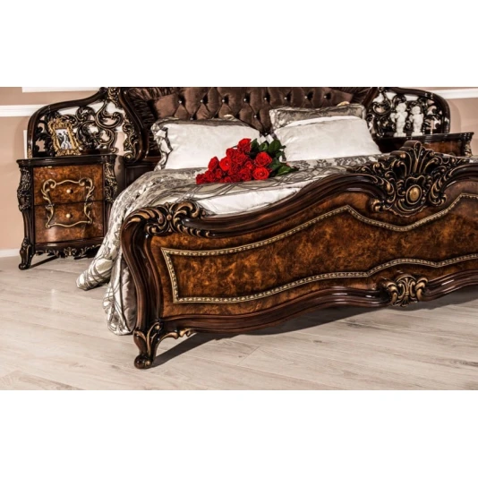 Набор мебели для спальни Era Mebel Djakonda, коричневый (шкаф 255x65x240 см, кровать 213x212x170 см, прикроватная тумба 58x48x69 см, комод 170x48x85 см, зеркало 129х119 см) Набор мебели для спальни Era Mebel Djakonda, коричневый (шкаф 255x65x240 см, кровать 213x212x170 см, прикроватная тумба 58x48x69 см, комод 170x48x85 см, зеркало 129х119 см)