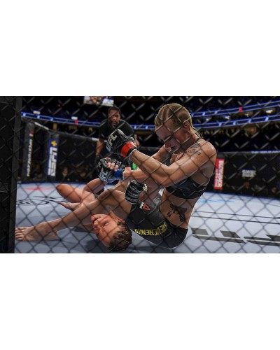 Oyun UFC 4 PS4.
