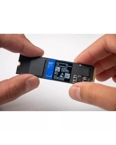 SSD yığıcı Western Digital 1 TB Blue SN580 M.2 NVMe Gen4 (WDBWMY0010BBL-WRWM)