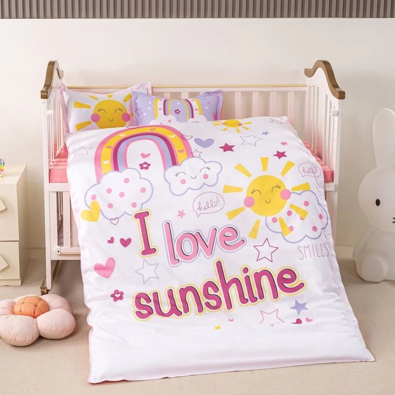 Комплект детского постельного белья ET-1322, пододеяльник 100x150 см, простыня 110x160 см, наволочка 35х45 см, сатин, разноцветный Комплект детского постельного белья ET-1322, пододеяльник 100x150 см, простыня 110x160 см, наволочка 35х45 см, сатин, разноцветный