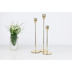 Şamdan dəsti Plateon0020, metal, qızılı, 3 əd Şamdan dəsti Plateon0020, metal, qızılı, 3 əd