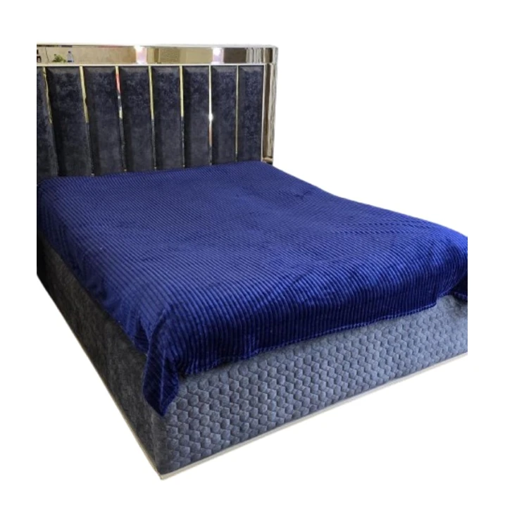 Покрывало MiraNova LQ-111, синее, 150x200 см Покрывало MiraNova LQ-111, синее, 150x200 см