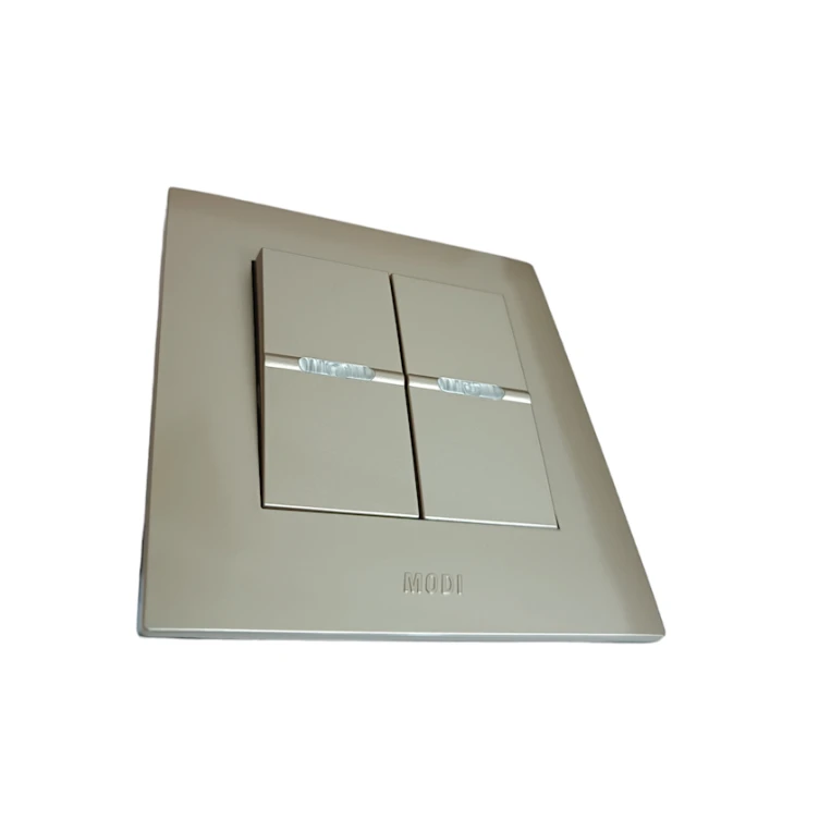 Выключатель Modi 009, 9x8.5x3 см, золотистый Выключатель Modi 009, 9x8.5x3 см, золотистый