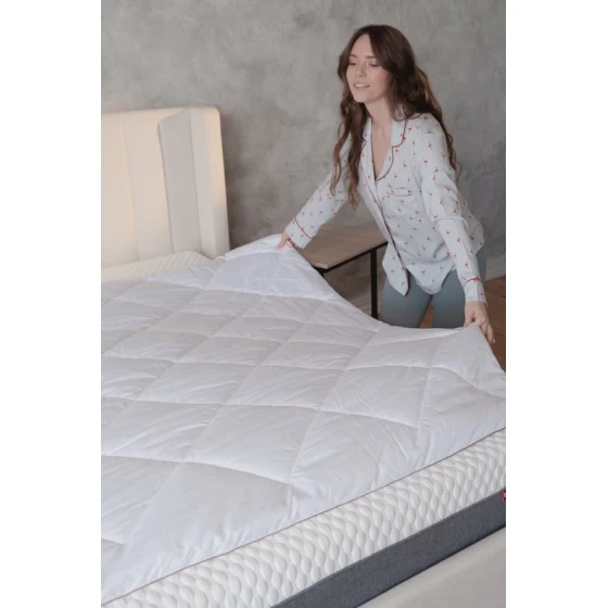 Одеяло Beyosa Home, двуспальное, эвкалиптовое волокно, белое, 172x205 см Одеяло Beyosa Home, двуспальное, эвкалиптовое волокно, белое, 172x205 см