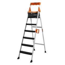 Стремянка Cingillioglu 5+1, складная Стремянка Cingillioglu 5+1, складная