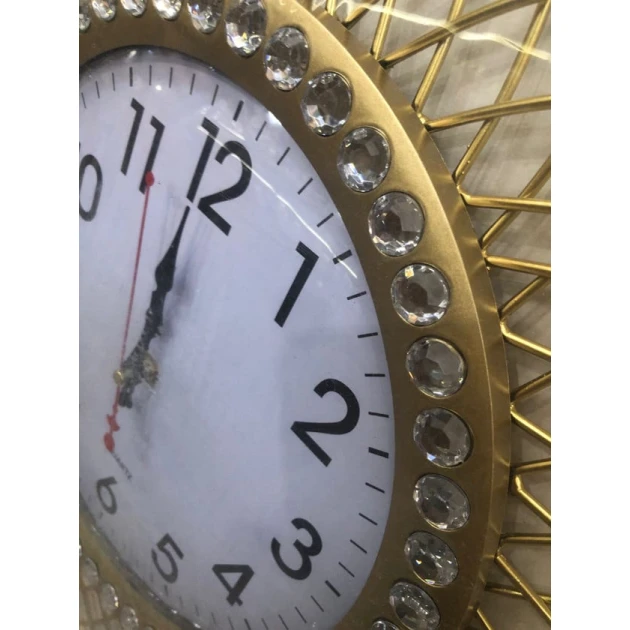 Dekorativ kristal divar saatı. Qızılı rəngdə