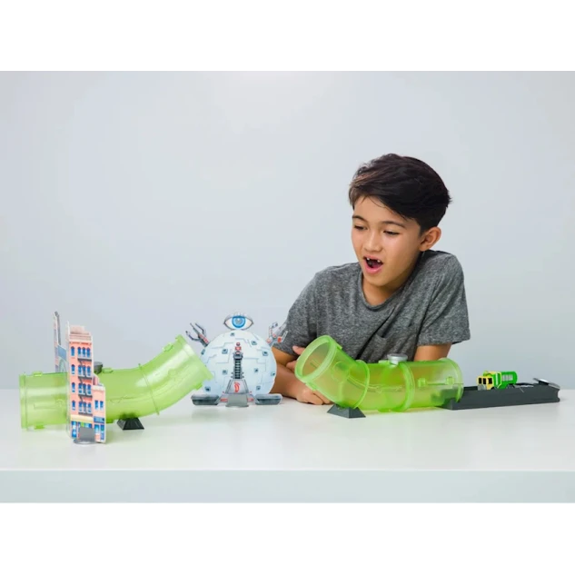 Игровой набор Funrise TMNT Shell Riders Trick City, от 3 лет Игровой набор Funrise TMNT Shell Riders Trick City, от 3 лет