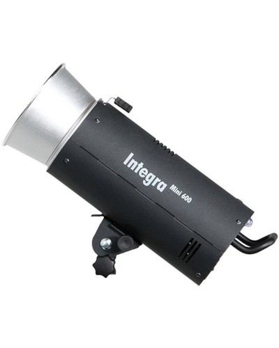 Studiya flaşı Hensel Integra Mini 600