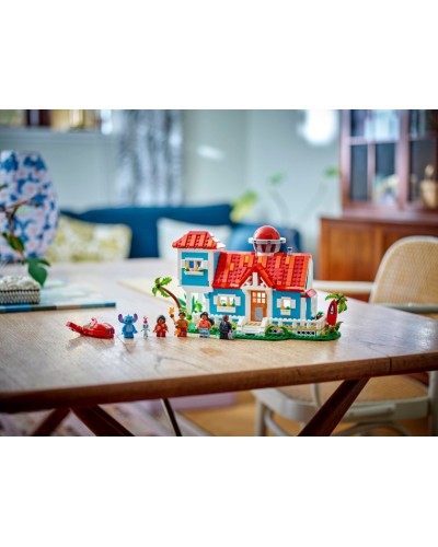 Konstruktor LEGO Lilo and Stitch Beach House 43268, 9 yaş+, 834 hissə - 43268