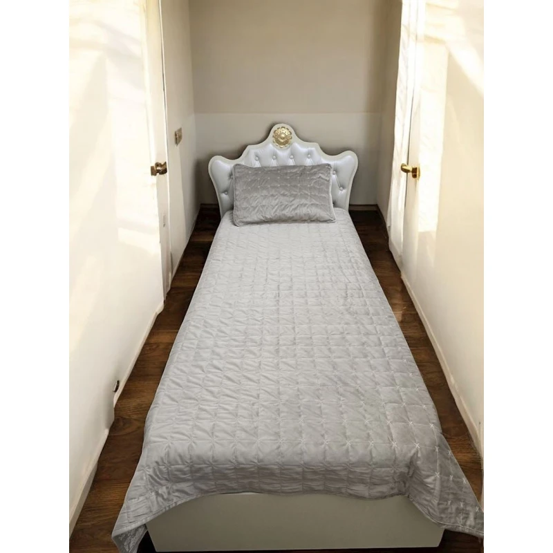 Набор с наволочками MiraNova 387, велюр/сатин, серый, покрывало 160x220 см, наволочки 50x70 см