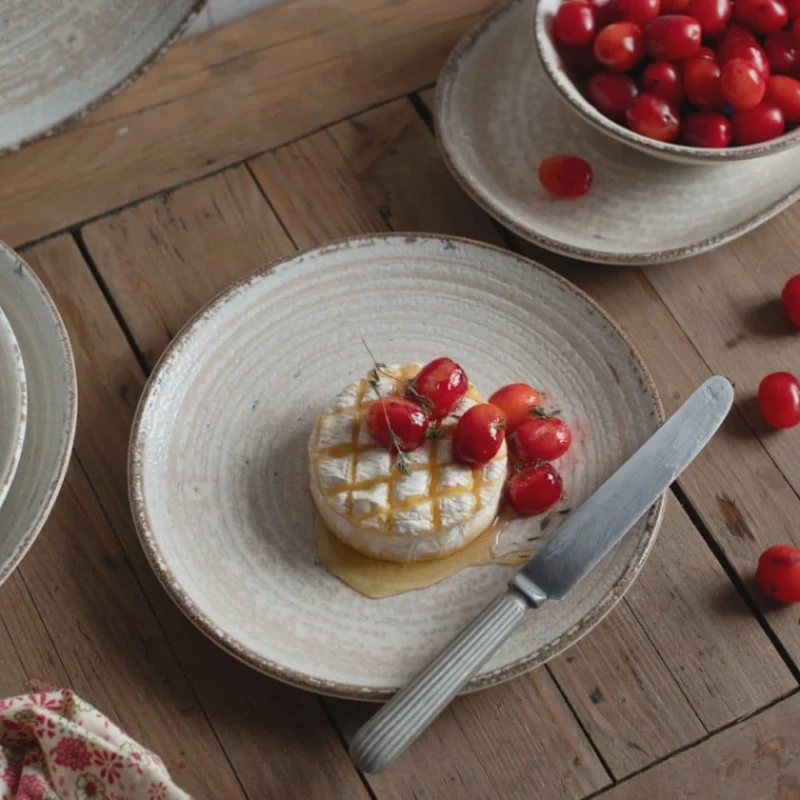 Тарелка ID-Fine Mocha Lona, фарфор, бежевая, 25 см Тарелка ID-Fine Mocha Lona, фарфор, бежевая, 25 см