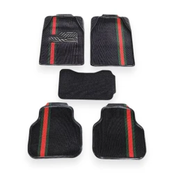 Комплект автомобильных ковриков avto617, черный