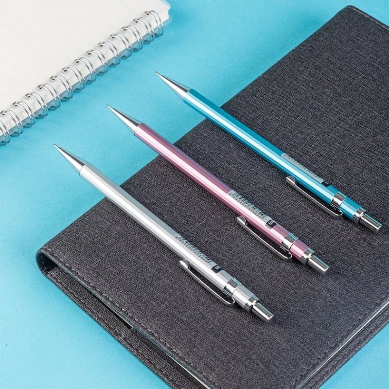 Механический карандаш Deli U998, 0.7 мм, товар а ассортименте Механический карандаш Deli U998, 0.7 мм, товар а ассортименте