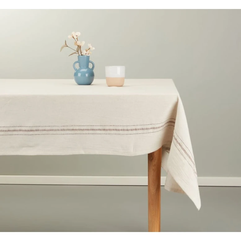 Скатерть JYSK Kastanie, бежевая, 140x240 см Скатерть JYSK Kastanie, бежевая, 140x240 см