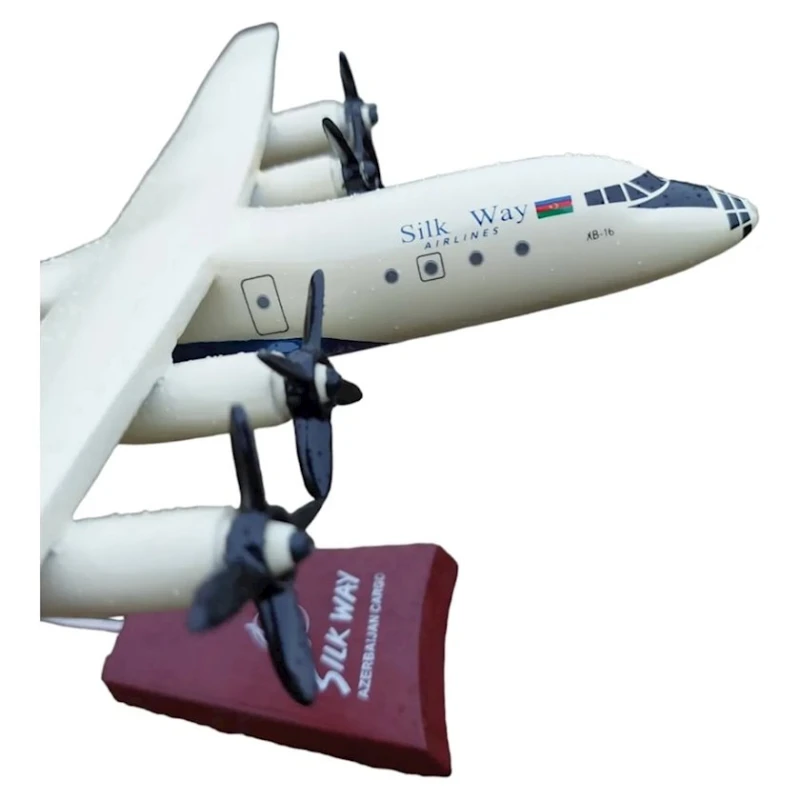 Коллекционная фигурка Silk way Aırlınes Azerbaijan Cargo 4K - AZ56, 25x29.5x14 см Коллекционная фигурка Silk way Aırlınes Azerbaijan Cargo 4K - AZ56, 25x29.5x14 см