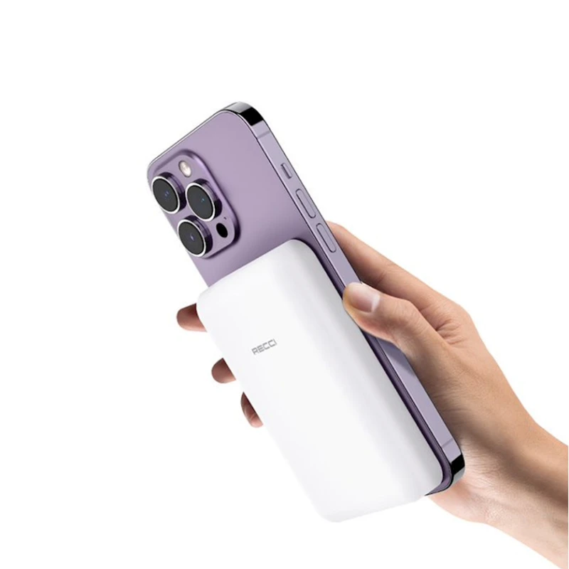 Внешний аккумулятор Recci RPB-W09 10000mAh White Внешний аккумулятор Recci RPB-W09 10000mAh White