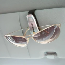 Автомобильный держатель для очков 4-82, черный Автомобильный держатель для очков 4-82, черный