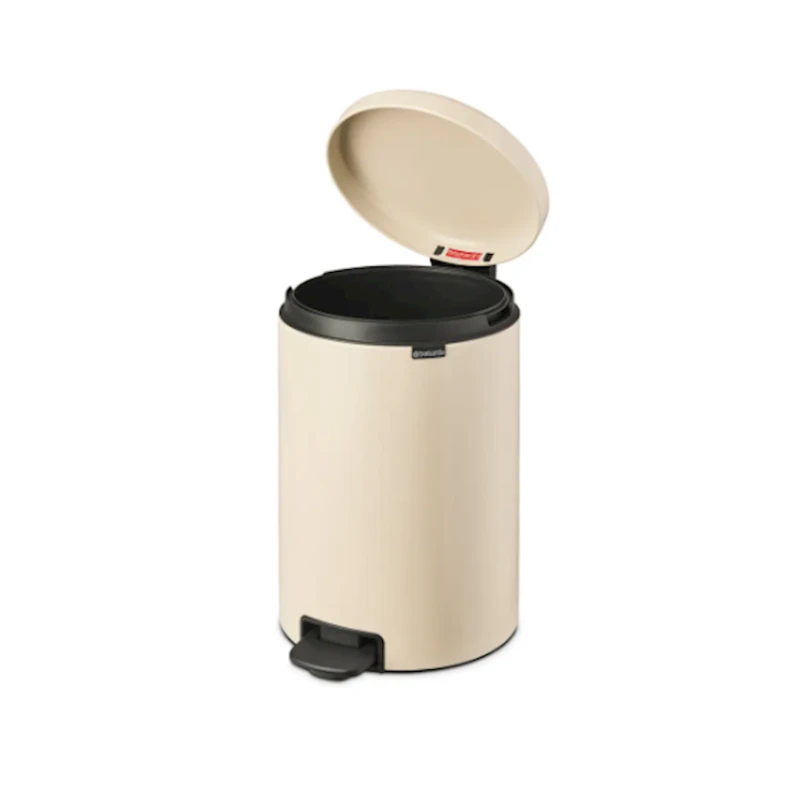 Мусорное ведро Brabantia NewIcon, 46.7x29x38 см, металл, с педалью, 20 л, бежевое Мусорное ведро Brabantia NewIcon, 46.7x29x38 см, металл, с педалью, 20 л, бежевое
