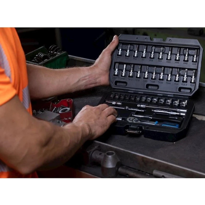 Набор инструментов Högert HT1R216, 47 элементов