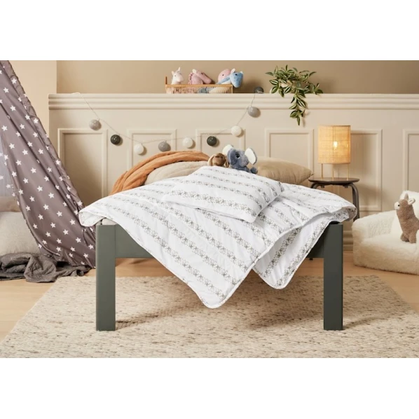 Детское одеяло JYSK Tronfjellet, 100x135 см, белый Детское одеяло JYSK Tronfjellet, 100x135 см, белый