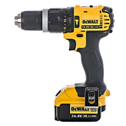 Дрель-шуруповерт DeWALT DCD735