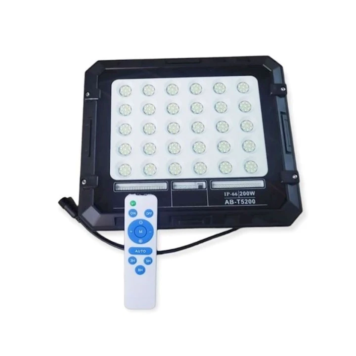 Светодиодный прожектор на солнечных батареях Aerbes AB-T5200 200W
