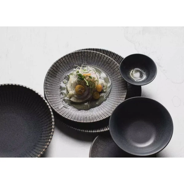 Миска ID-Fine Reckless Stolt, фарфор, серая, 1170 мл, 21 см Миска ID-Fine Reckless Stolt, фарфор, серая, 1170 мл, 21 см