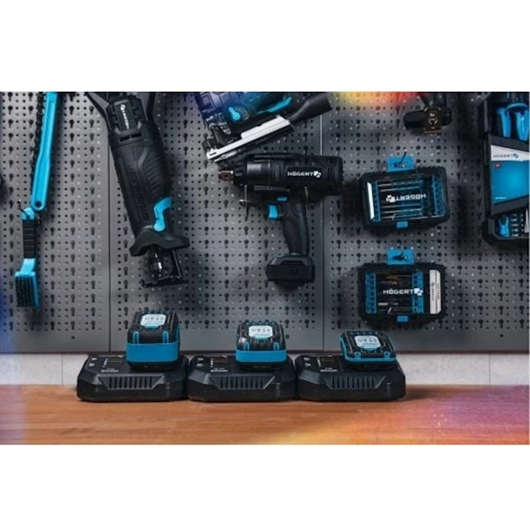 Зарядное устройство Högert OneAccuSystem HT2E242-C40 18V 4A