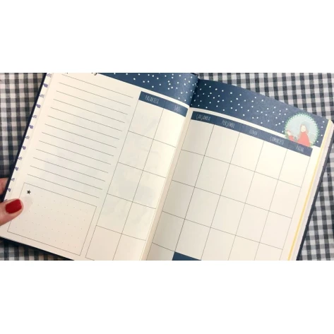 Qızlar üçün gündəlik 365 Mutlu Yeni Gün Qızlar üçün gündəlik 365 Mutlu Yeni Gün