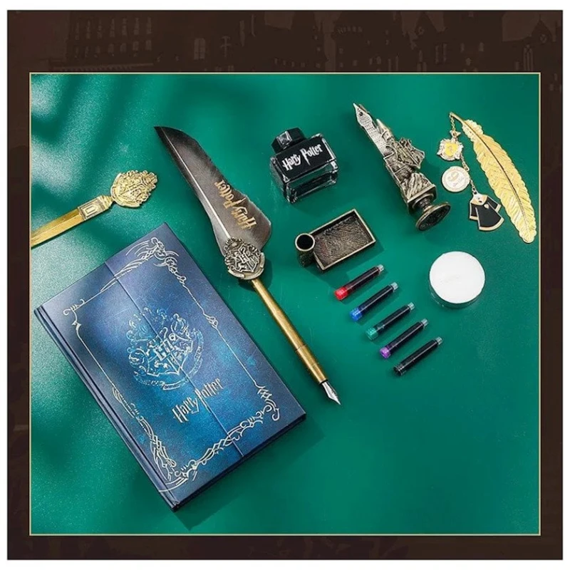 Блокнот Daenero Harry Potter A5, 100 листов, разноцветный Блокнот Daenero Harry Potter A5, 100 листов, разноцветный