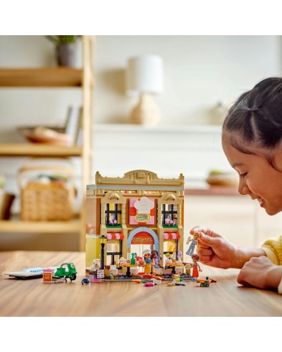 Konstruktor LEGO Friends Restaurant and Cooking School 42655, 896 parça, 8 yaşdan