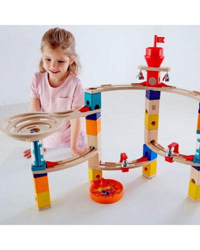 İnkişaf etdirən oyun Hape Quadrilla Castle Escape, 4+ yaş