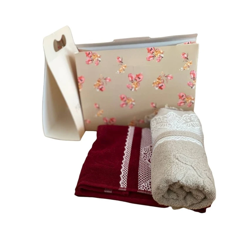 Подарочный набор Maison D'or Paris 90х48 см, хлопок, бежевый/красный, 2 шт. Подарочный набор Maison D'or Paris 90х48 см, хлопок, бежевый/красный, 2 шт.