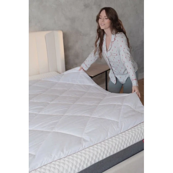 Одеяло Beyosa Home, двуспальное, эвкалиптовое волокно, белое, 200x220 см Одеяло Beyosa Home, двуспальное, эвкалиптовое волокно, белое, 200x220 см